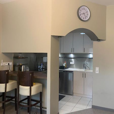Luxurious Flat In Bondy, Apartment Exterior photo